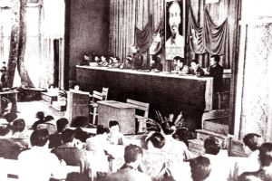 Các kỳ Hội nghị Trung ương Đảng khóa II: Dẫn dắt cách mạng vượt qua khó khăn